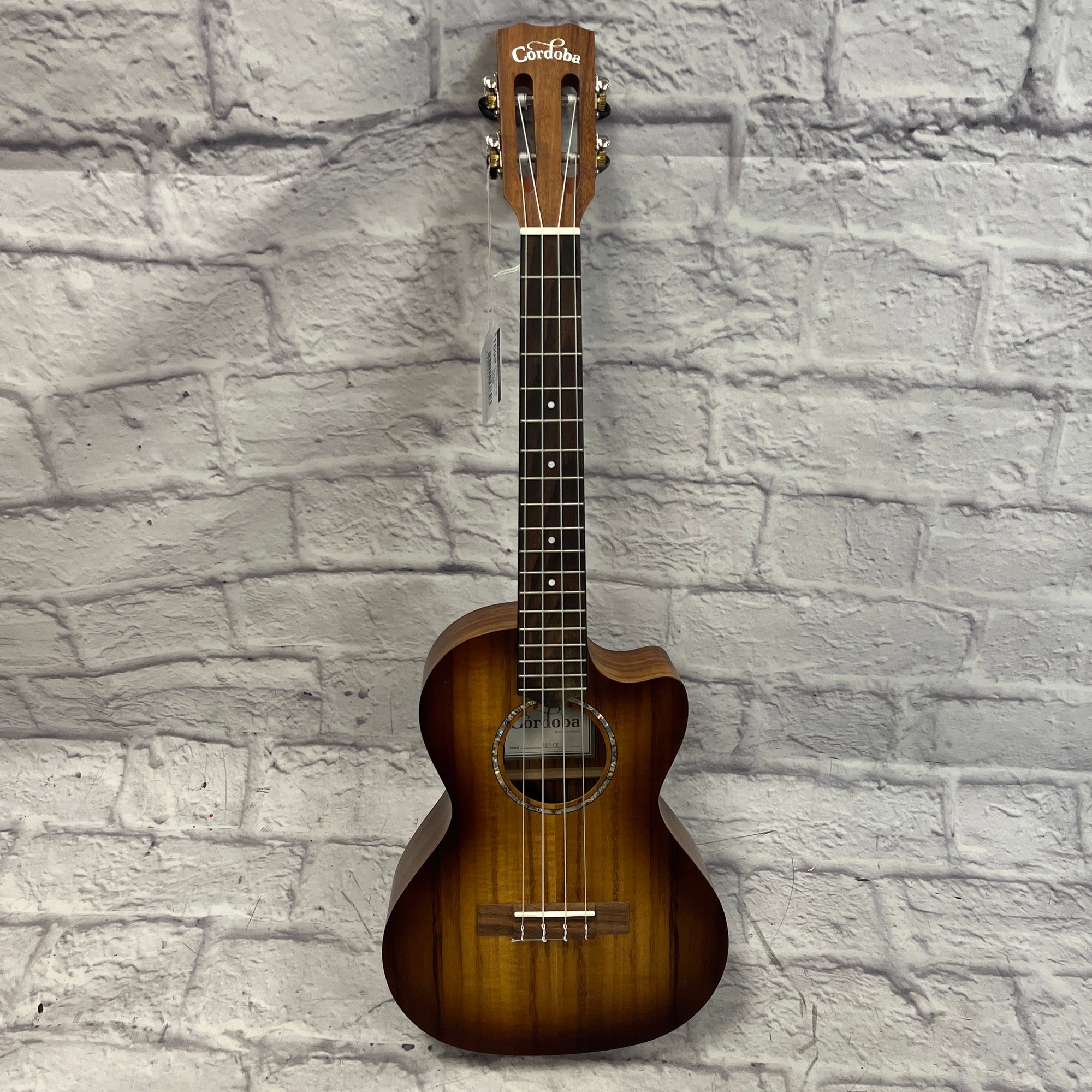 Cordoba 28TCE Tenor Cutaway Ukulele