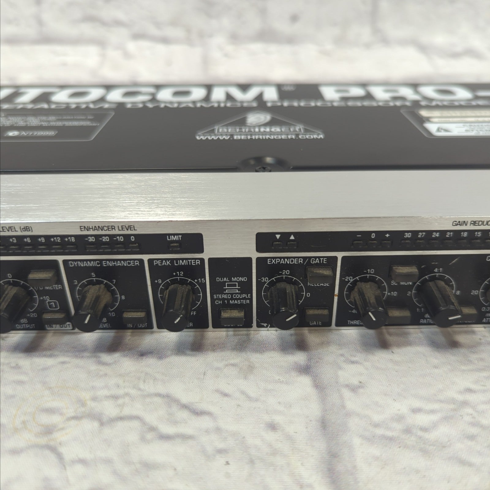 Behringer Autocom Pro-XL Compressor Rack - Evolution Music