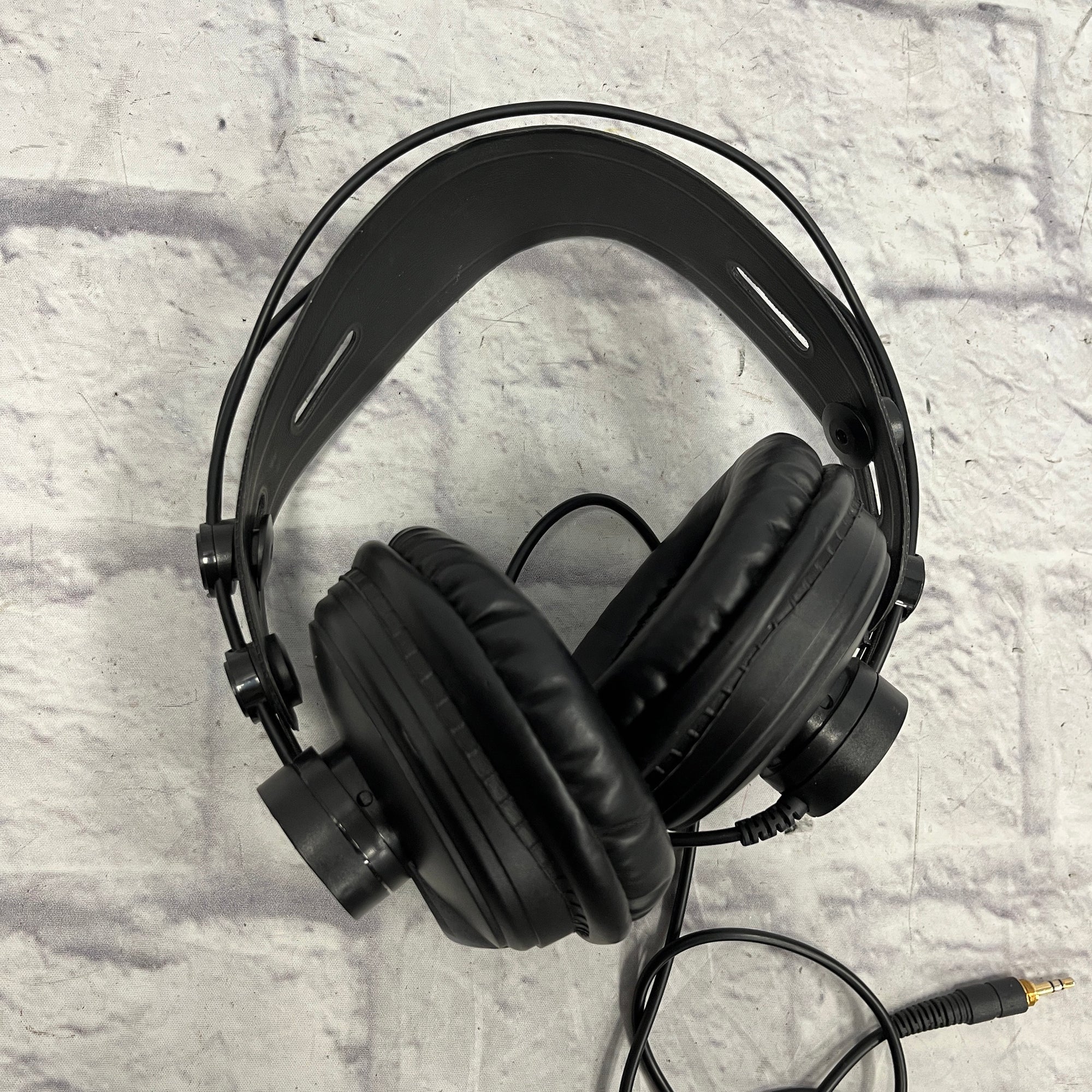 CAD MH300 Headphones