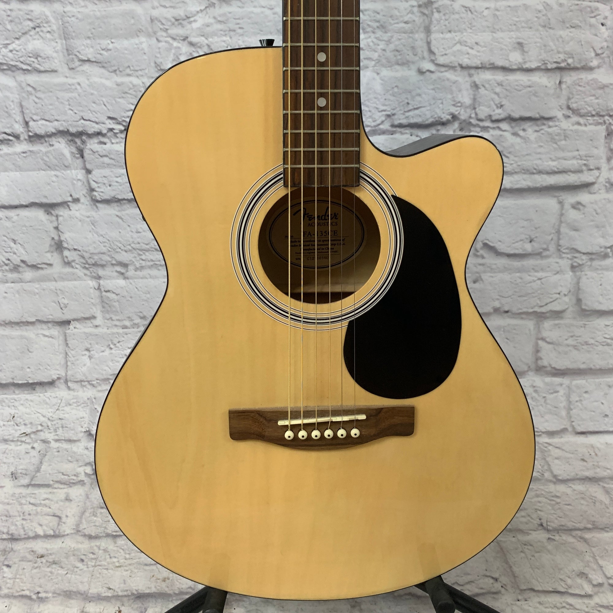 Fender FA135CE Acoustic Guitar Evolution Music
