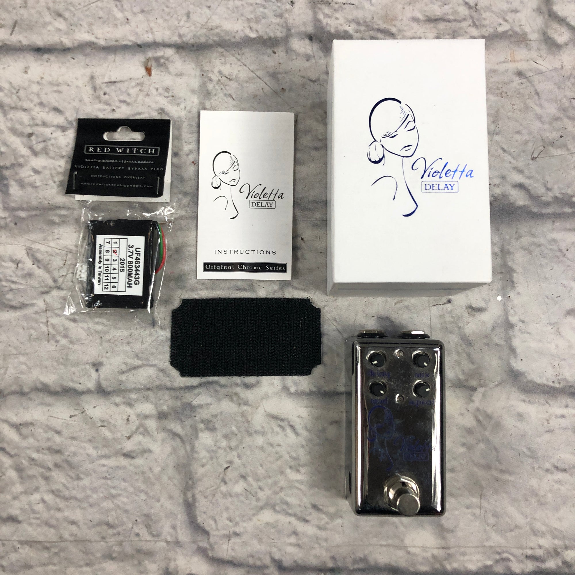 Red Witch Violetta Delay Mini Pedal - Evolution Music