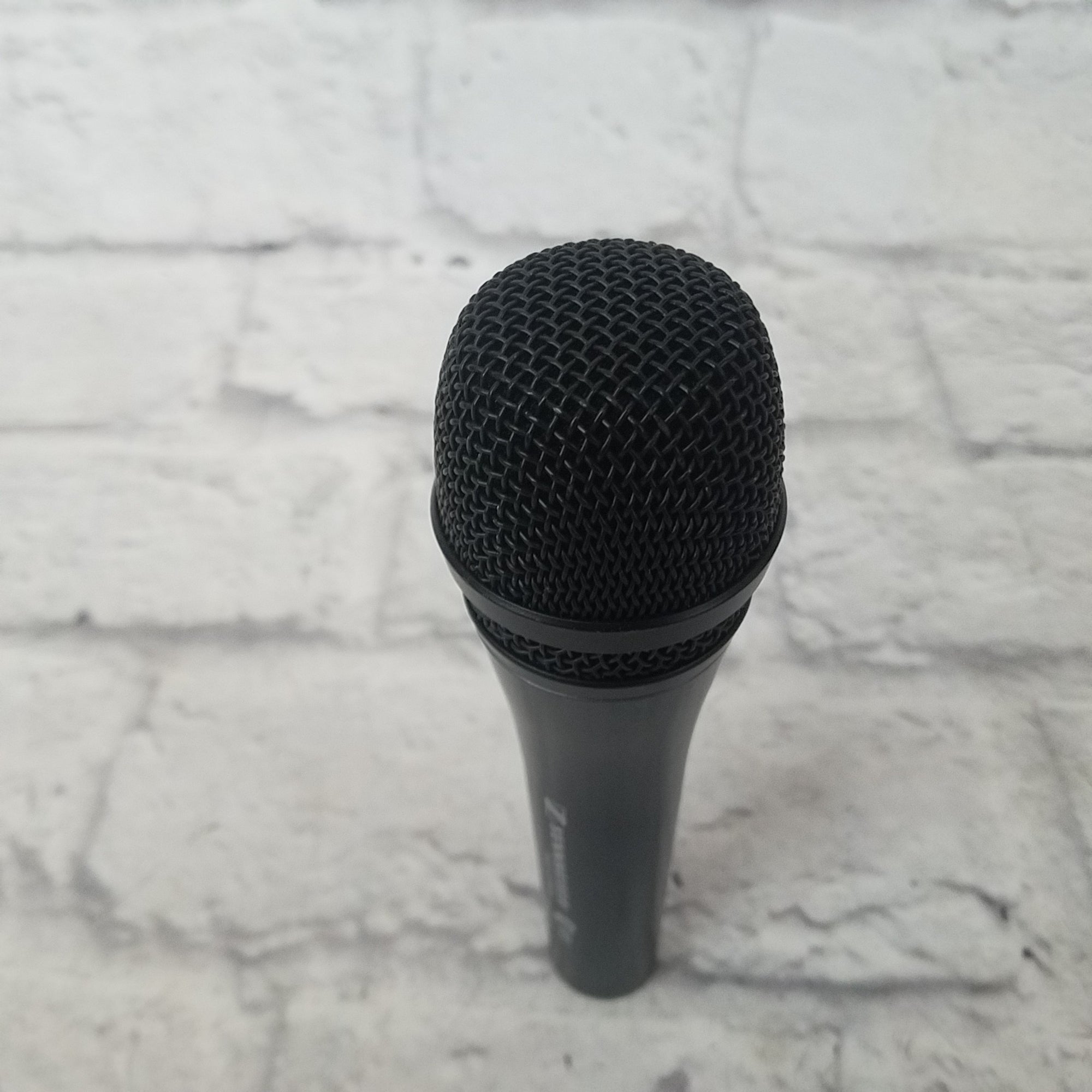 Sennheiser e835 Handheld Cardioid Dynamic Microphone (Open box)