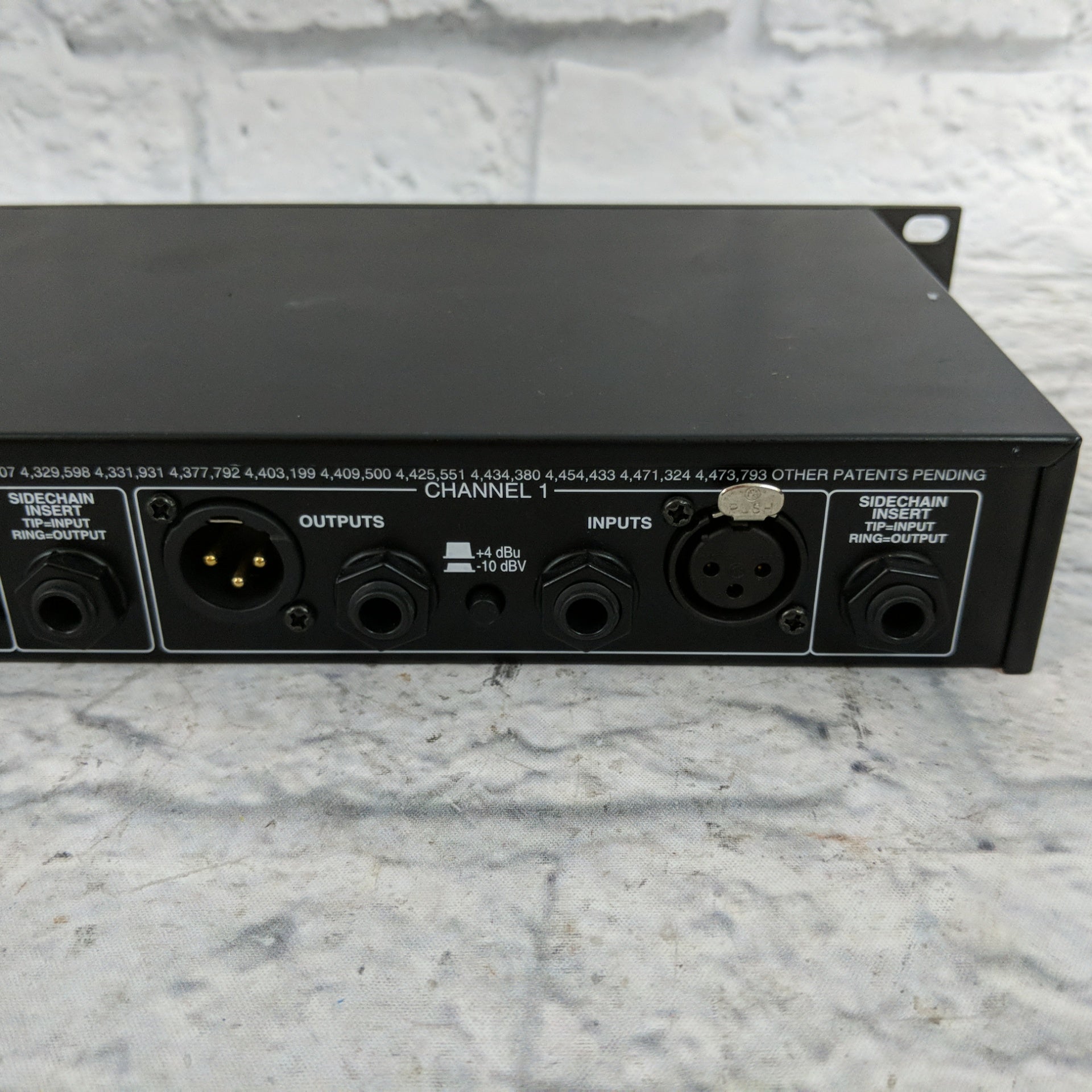 配信機器・PA機器・レコーディング機器 dbx 166XL Dual Compressor Limiter Gate 配信機器・PA機器・レコーディング機器 dbx 166XL Dual