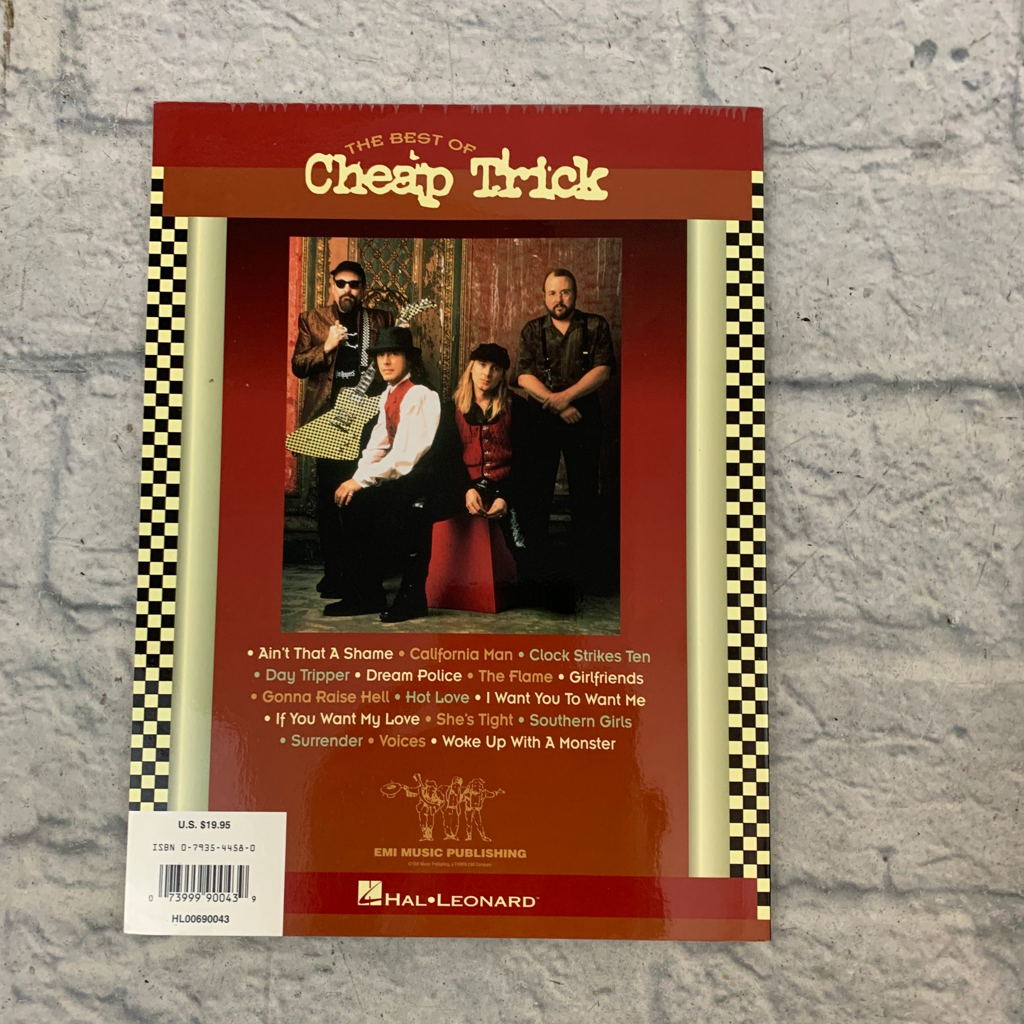 Hal Leonard Best of Cheap Trick Transcription Tab Book