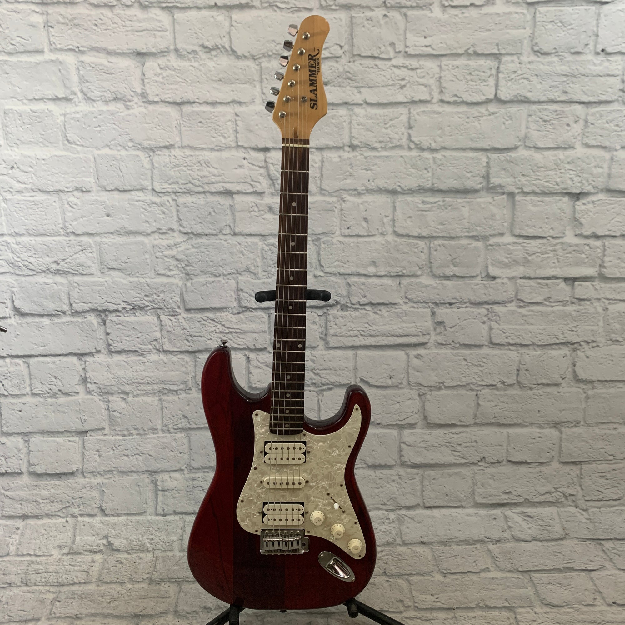 Hamer Slammer HSH Stratocaster Transparent Red