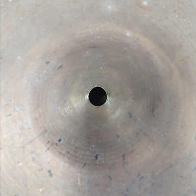 Unknown 18 Cymbal Heavy Patina Crash Ride Cymbal