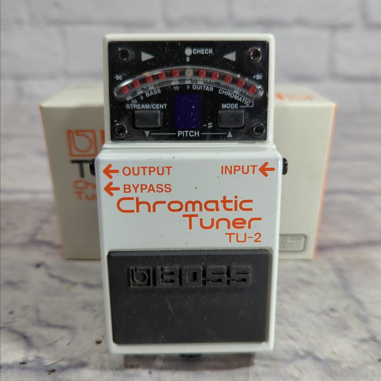 Boss TU-2 Tuner Pedal