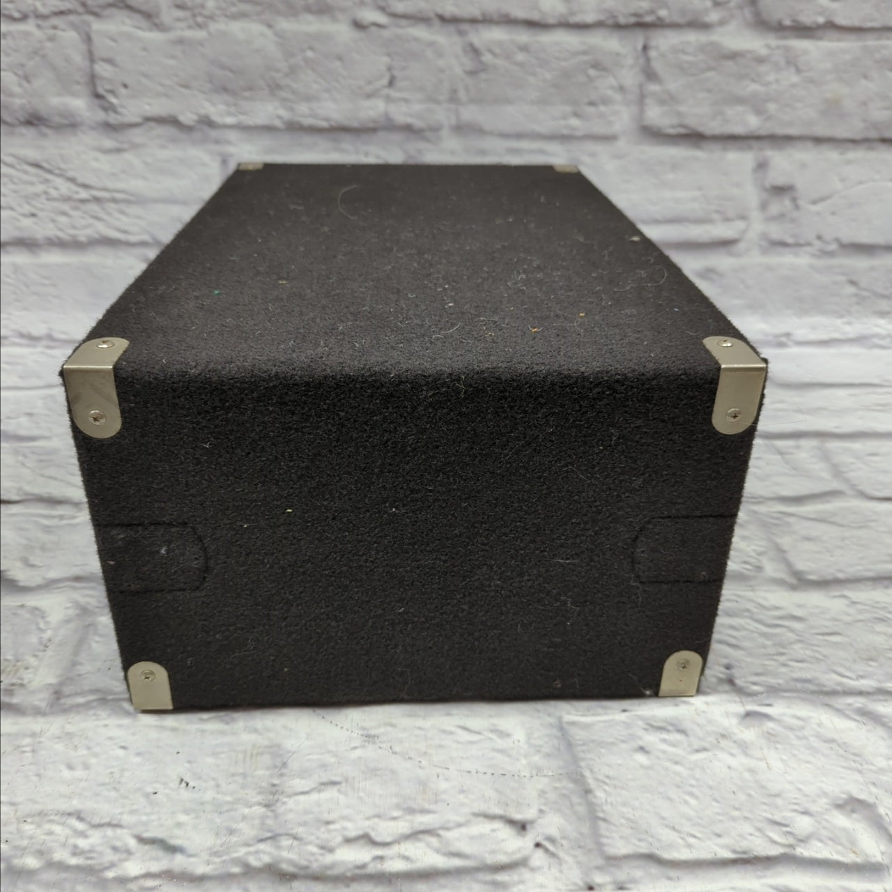 Unknown 4U Carpeted Rack Case with Rack Screws