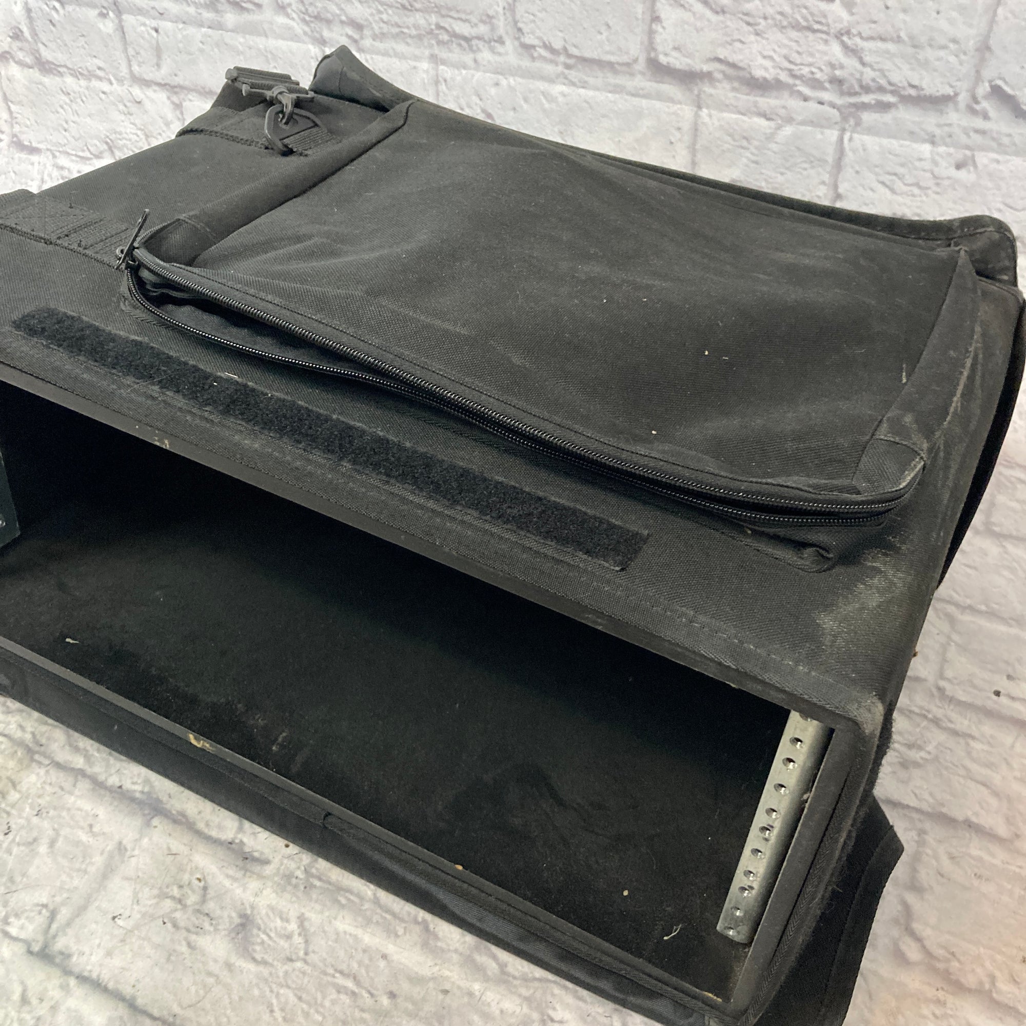 Kaces 4U Padded Rack Case