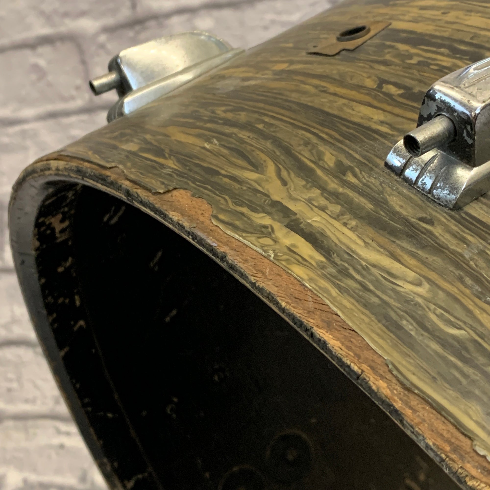 1960s Ludwig 22" Bass Drum w/ Tom Mount Black Oyster Pearl