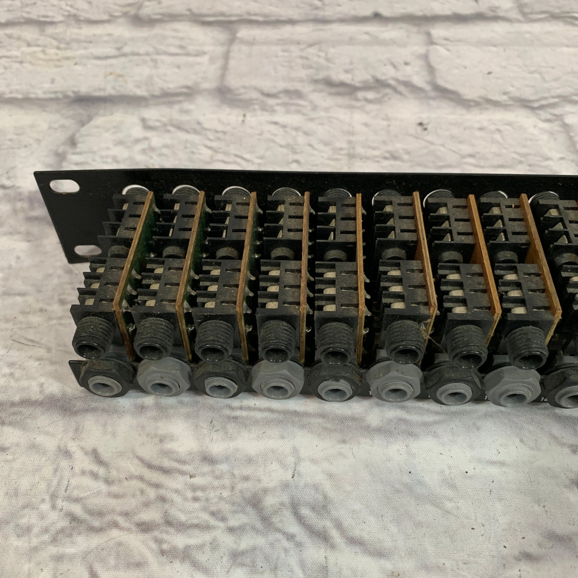 AP Audio 24 Input Patch Bay