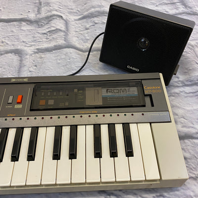 Vintage Casio MT-800 Casiotone 49-Key Synthesizer