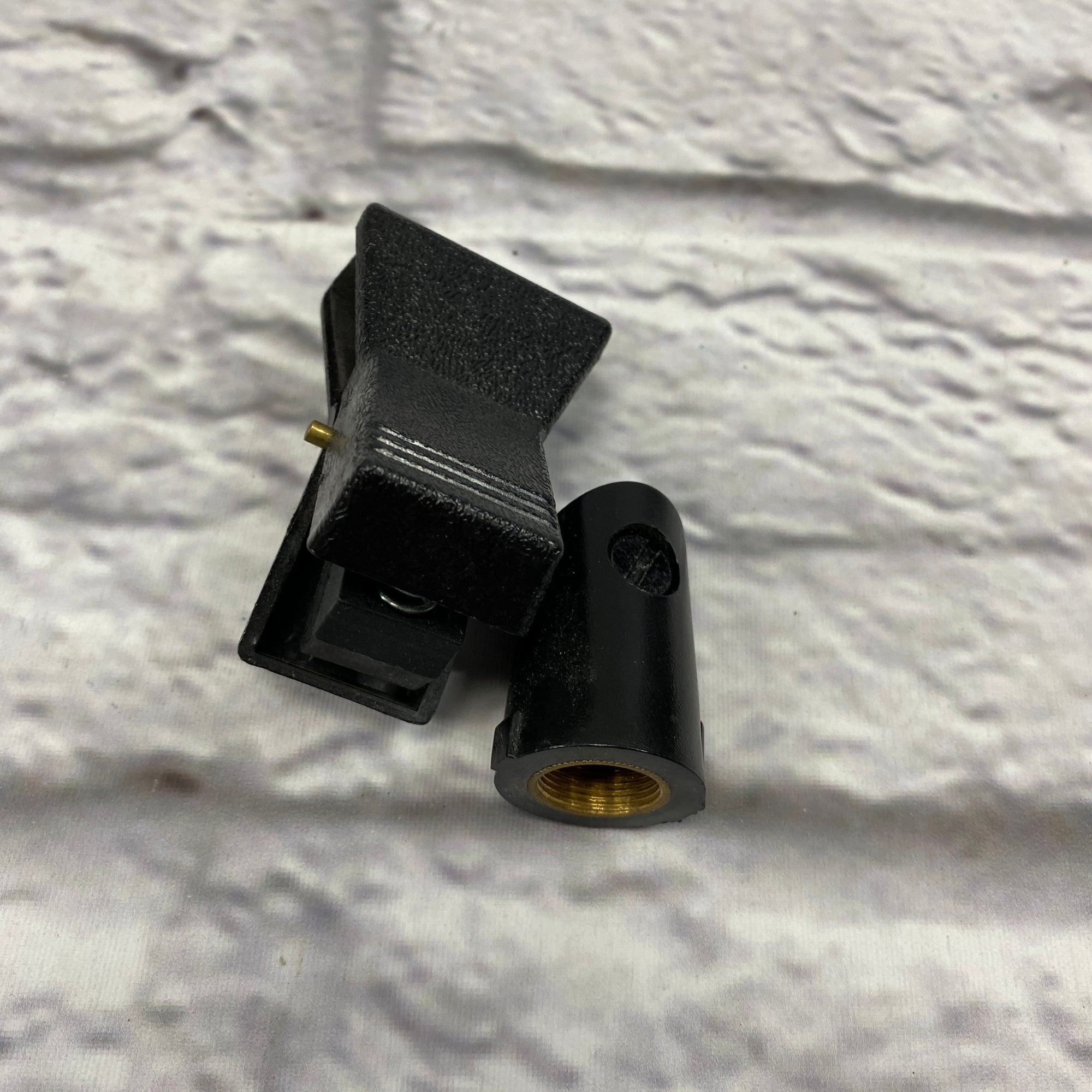 Unknown Mic Clip