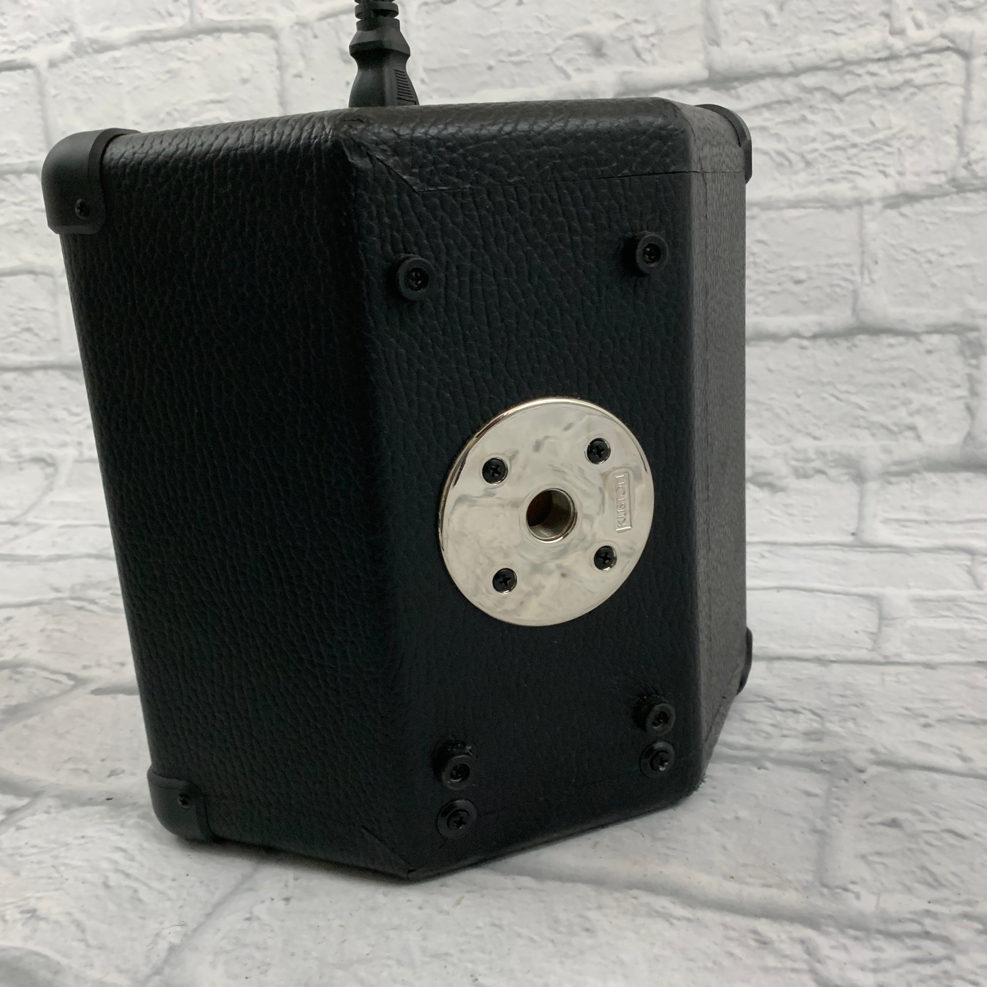 Kustom KCP4P Powered Speaker