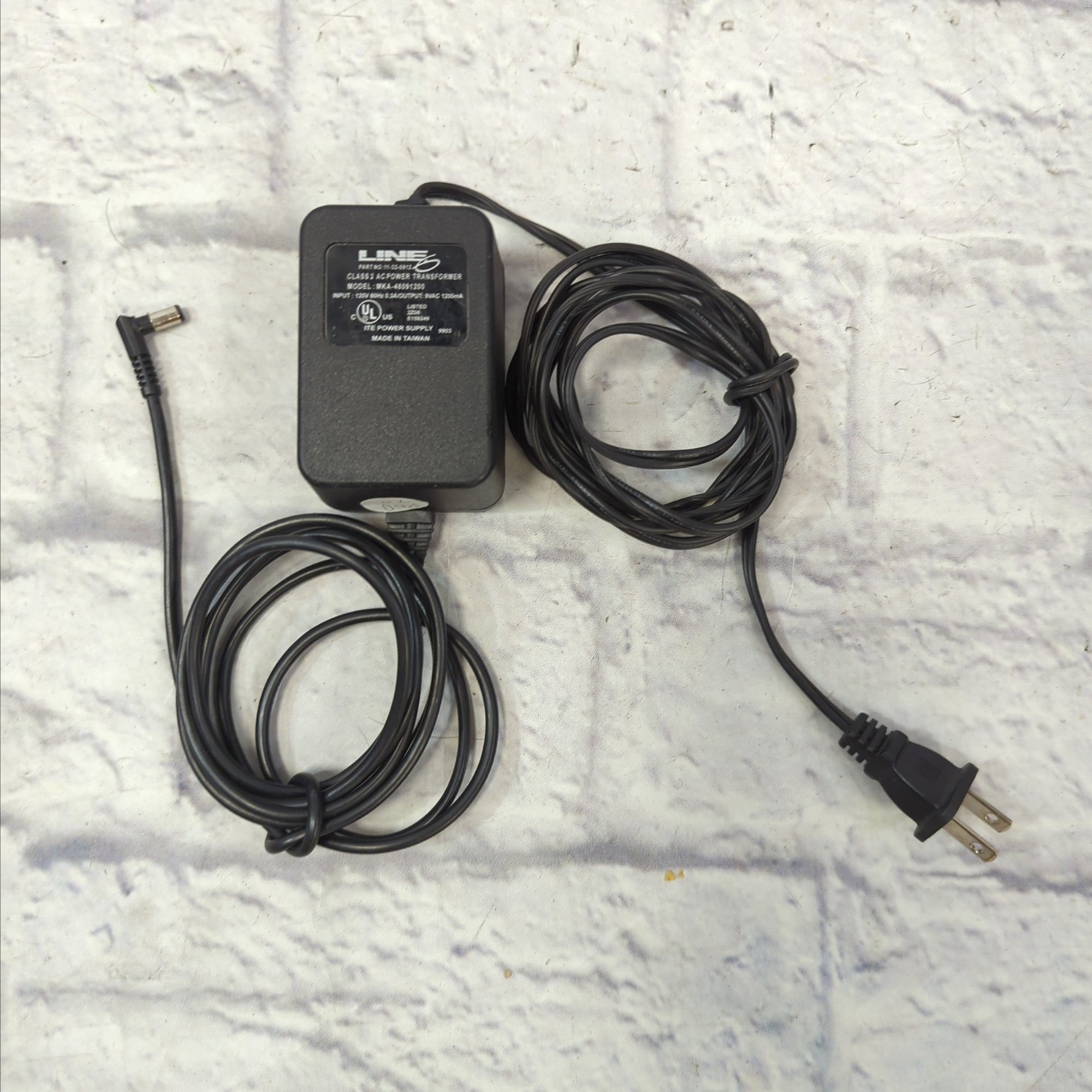 Line 6 9V AC 1200mA OEM Power Supply for POD