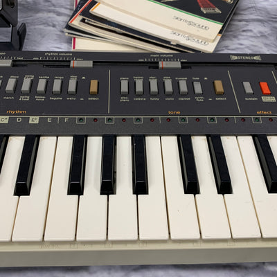 Vintage Casio MT-800 Casiotone 49-Key Synthesizer