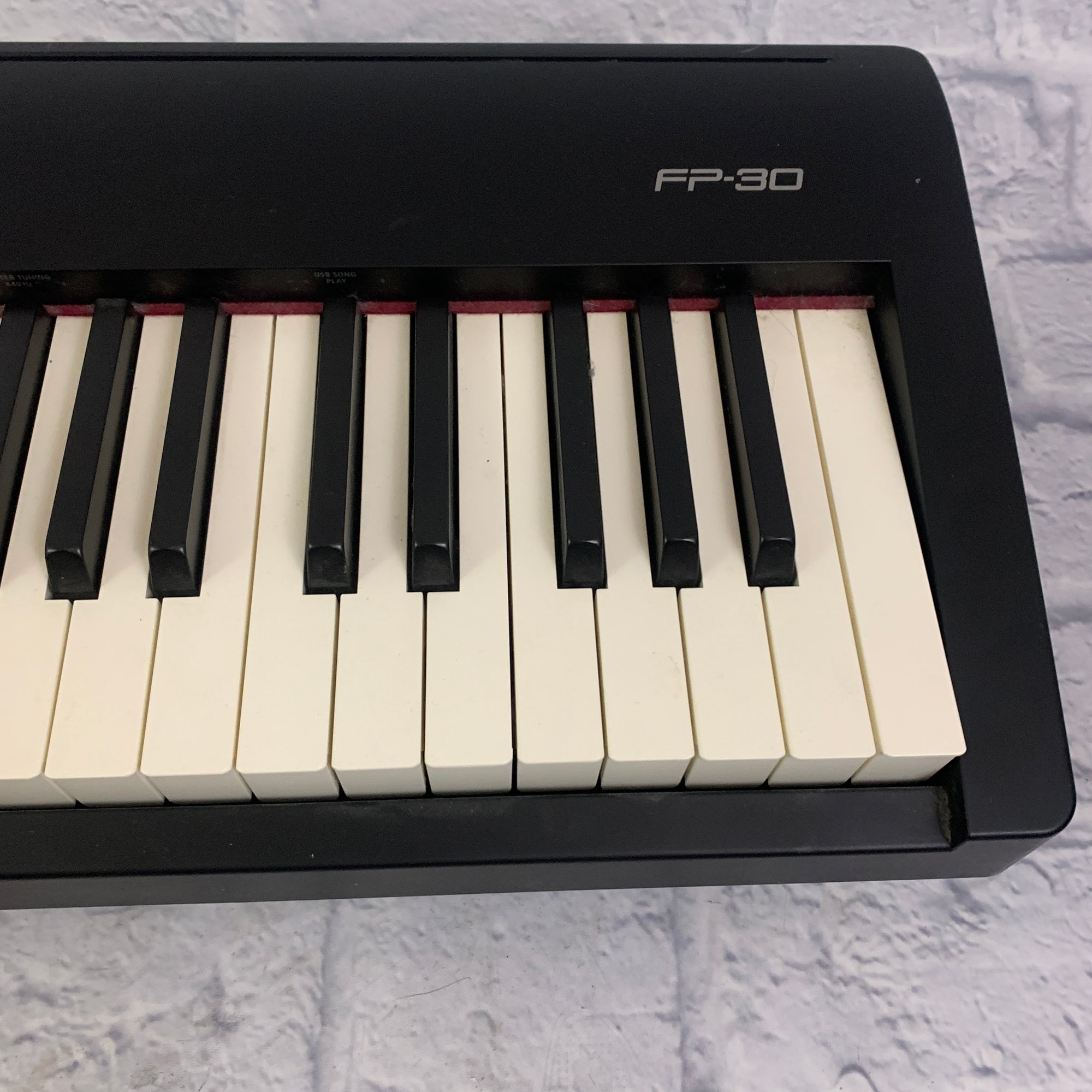 Roland FP-30 Digital Piano