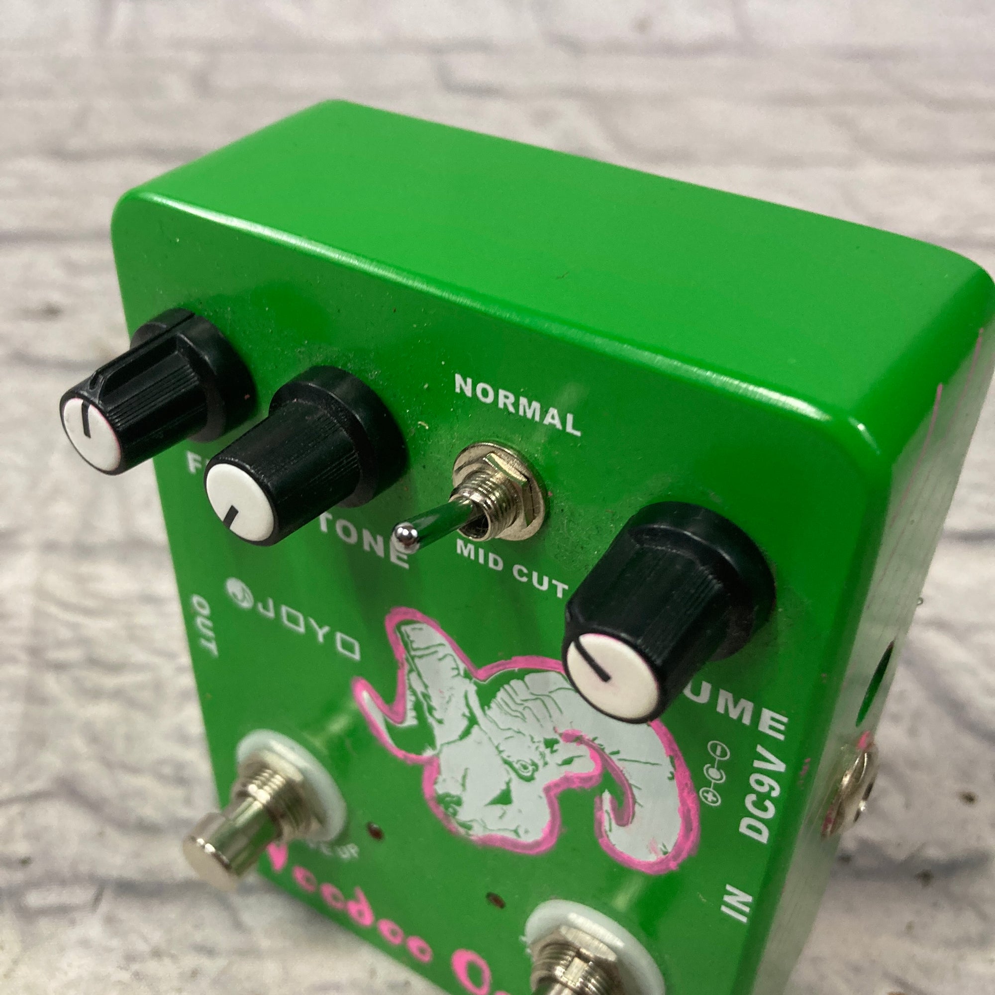 joyo fuzz pedal Joyo Voodoo Octave Fuzz Pedal