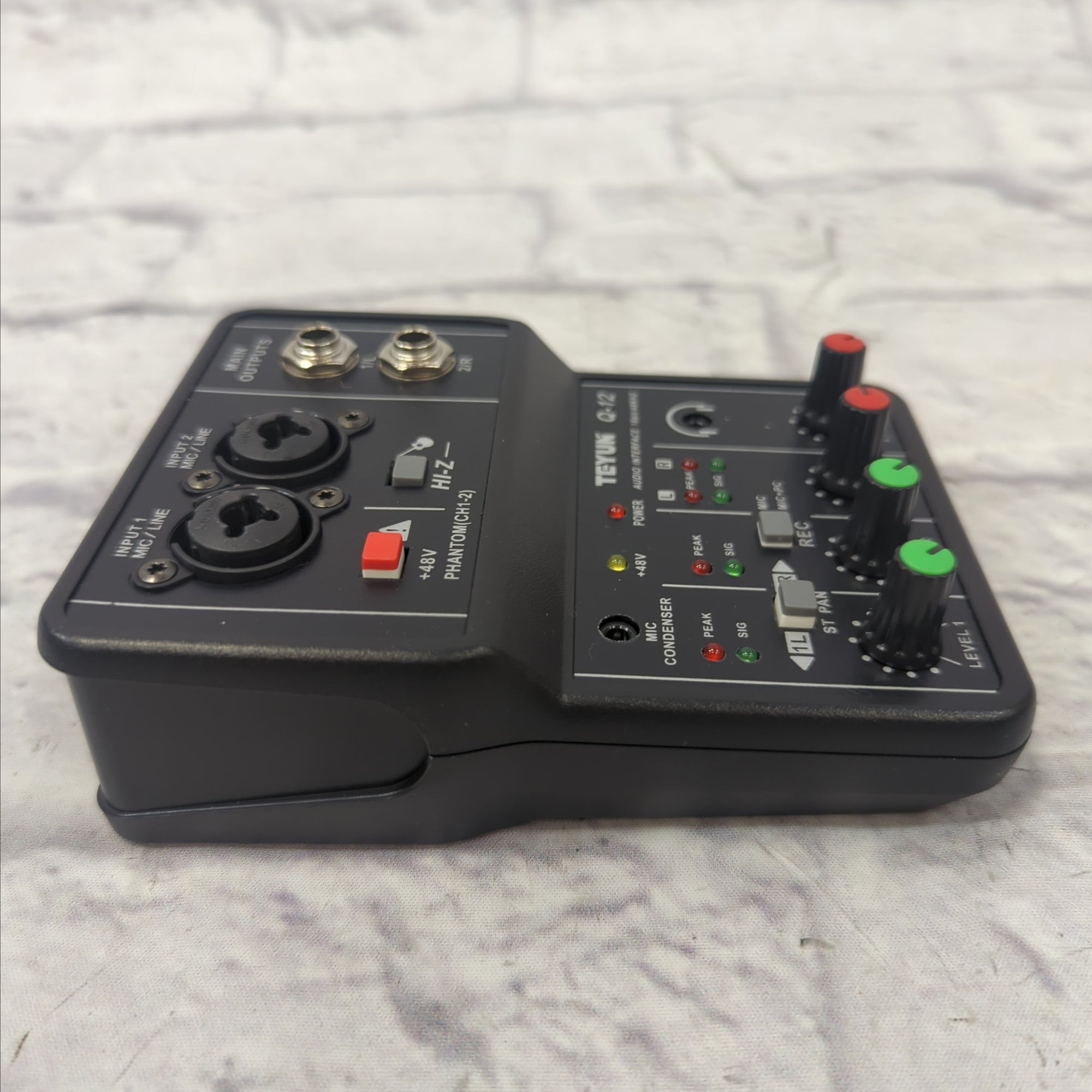 XTUGA USB 2i2 Audio Interface w/ 48V Phantom Power and 3.55m Microphone Jack,