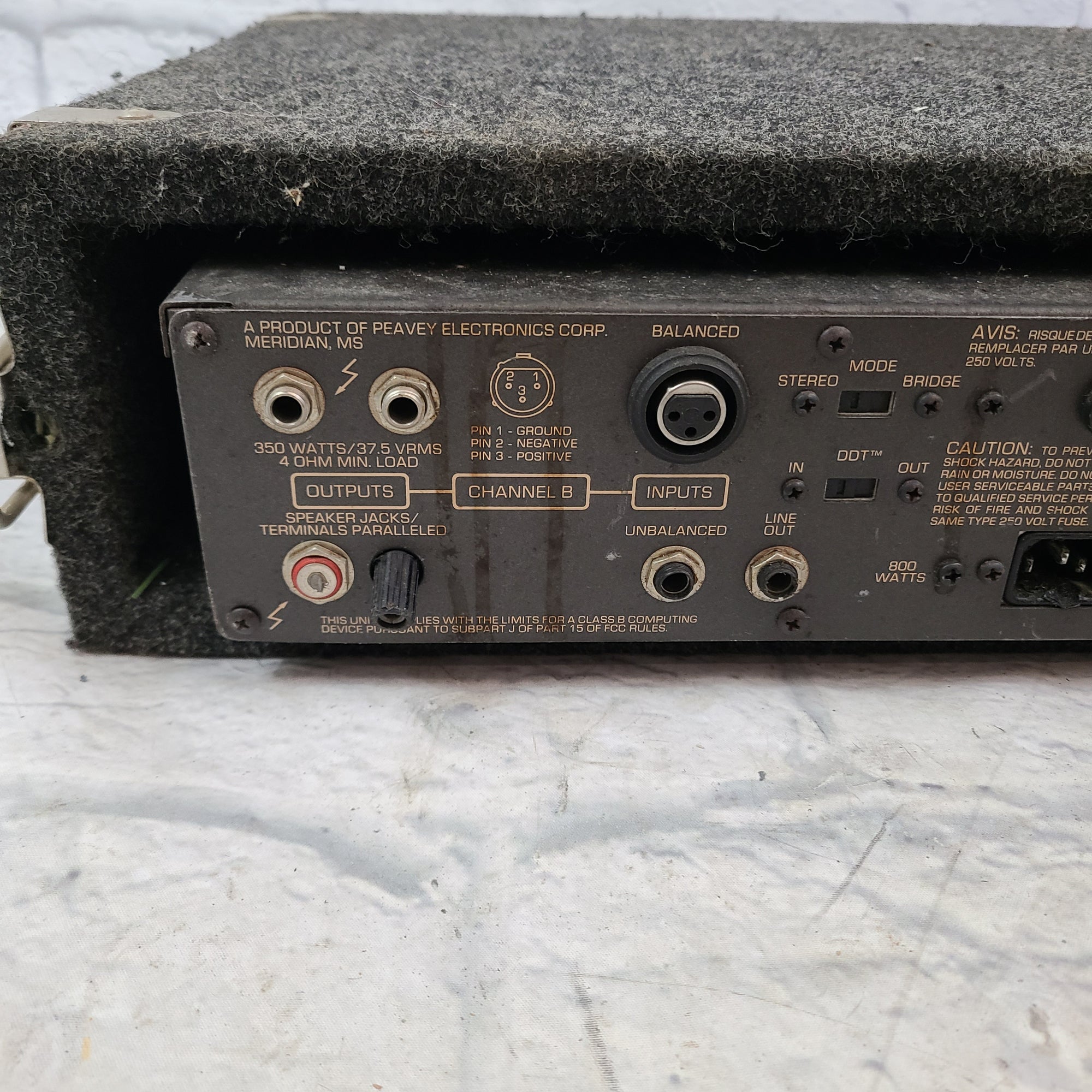 Peavey Deca 724 Power Amp 350W x 2 at 4ohms
