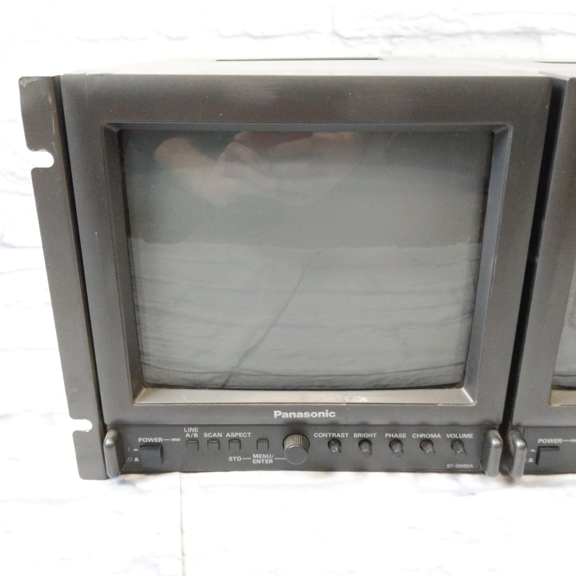 Panasonic BT-S915DA Color 9" Broadcast Video Monitor Set