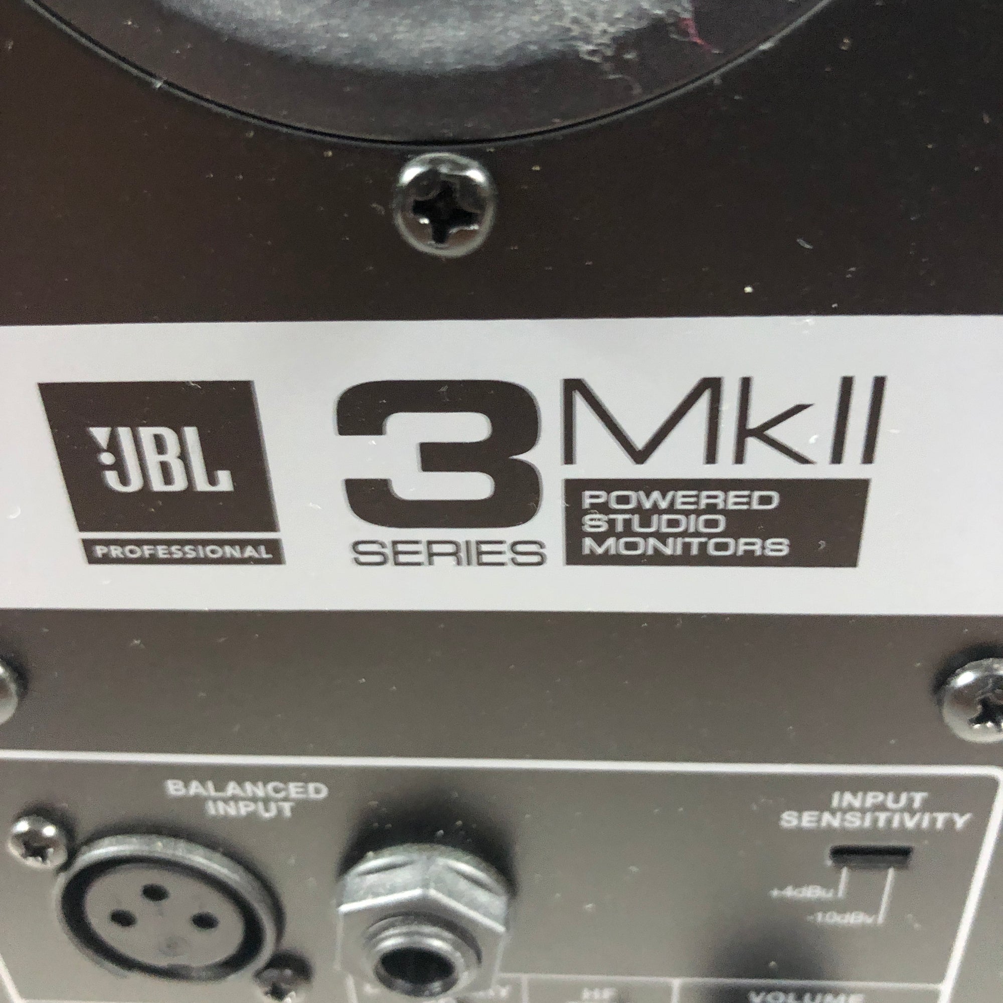 JBL 305P mkII Studio Monitor Pair White