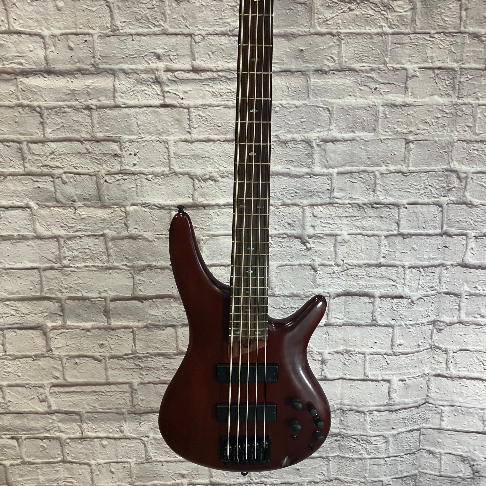 Ibanez SR505E 5 String Bass Guitar CONSIGNMENT