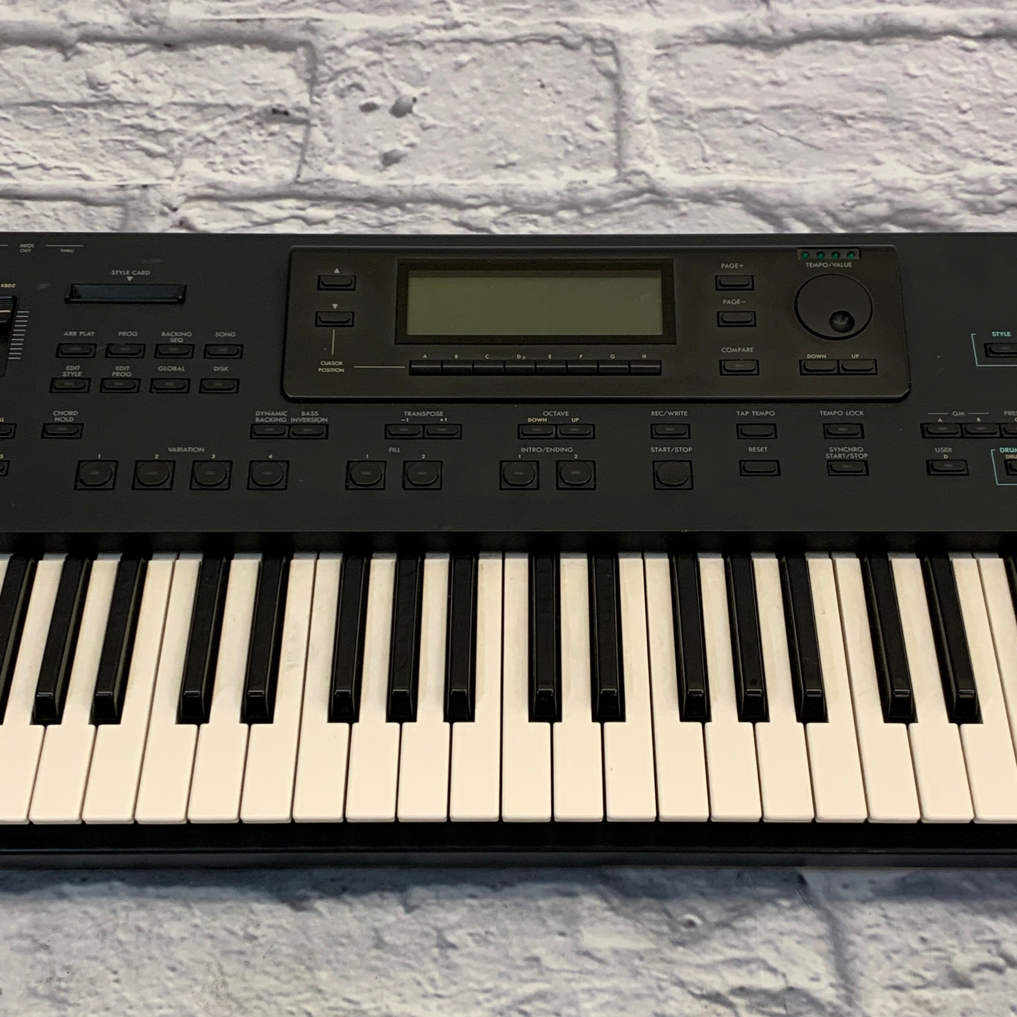 KORG i3 -Music Workstation - Music House Bari