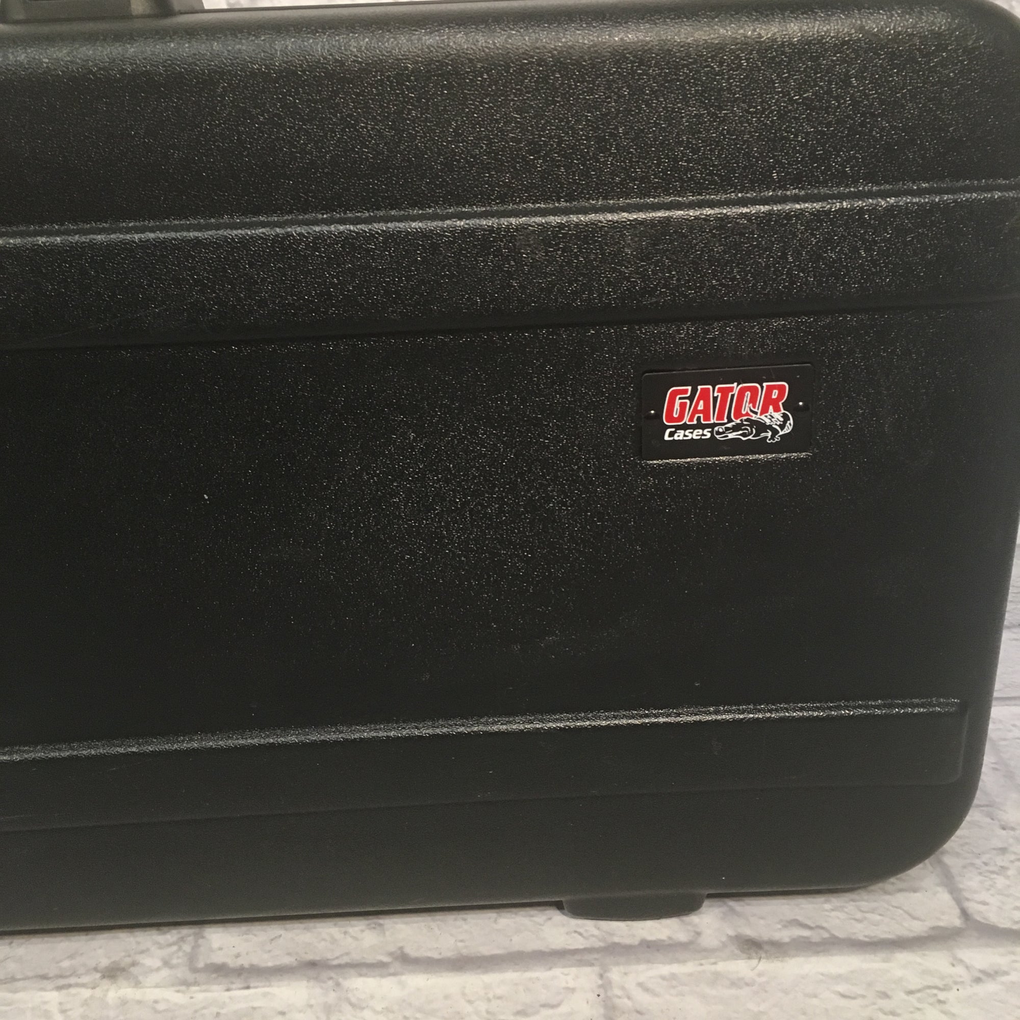 Gator TSA ATA Molded 49 Key Hard Case
