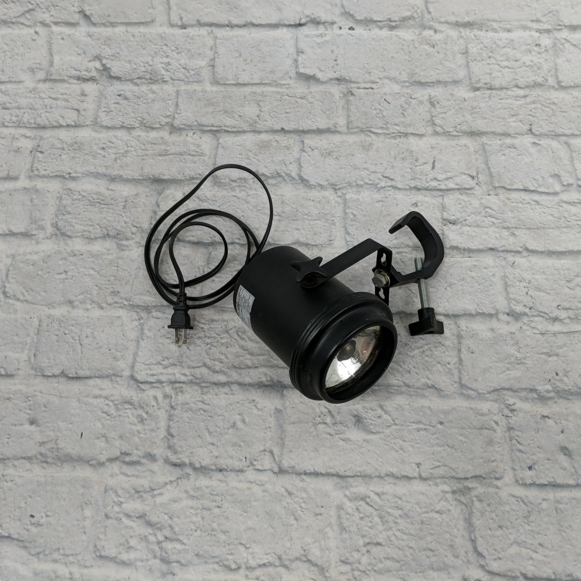 American DJ PL-1000 Pinspot Mini Par DJ Light Fixture