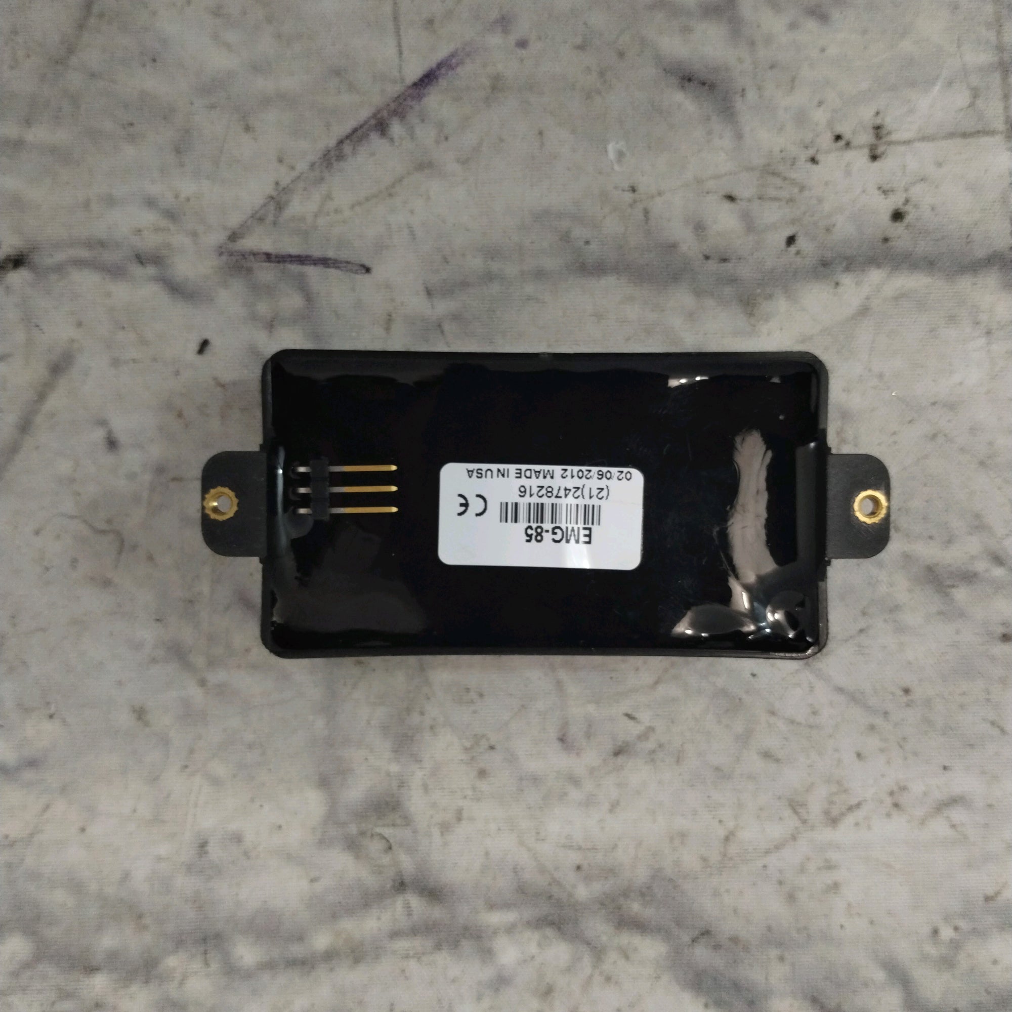 EMG 81 and 85 Active Guitar Pickups With Wiring - Evolution