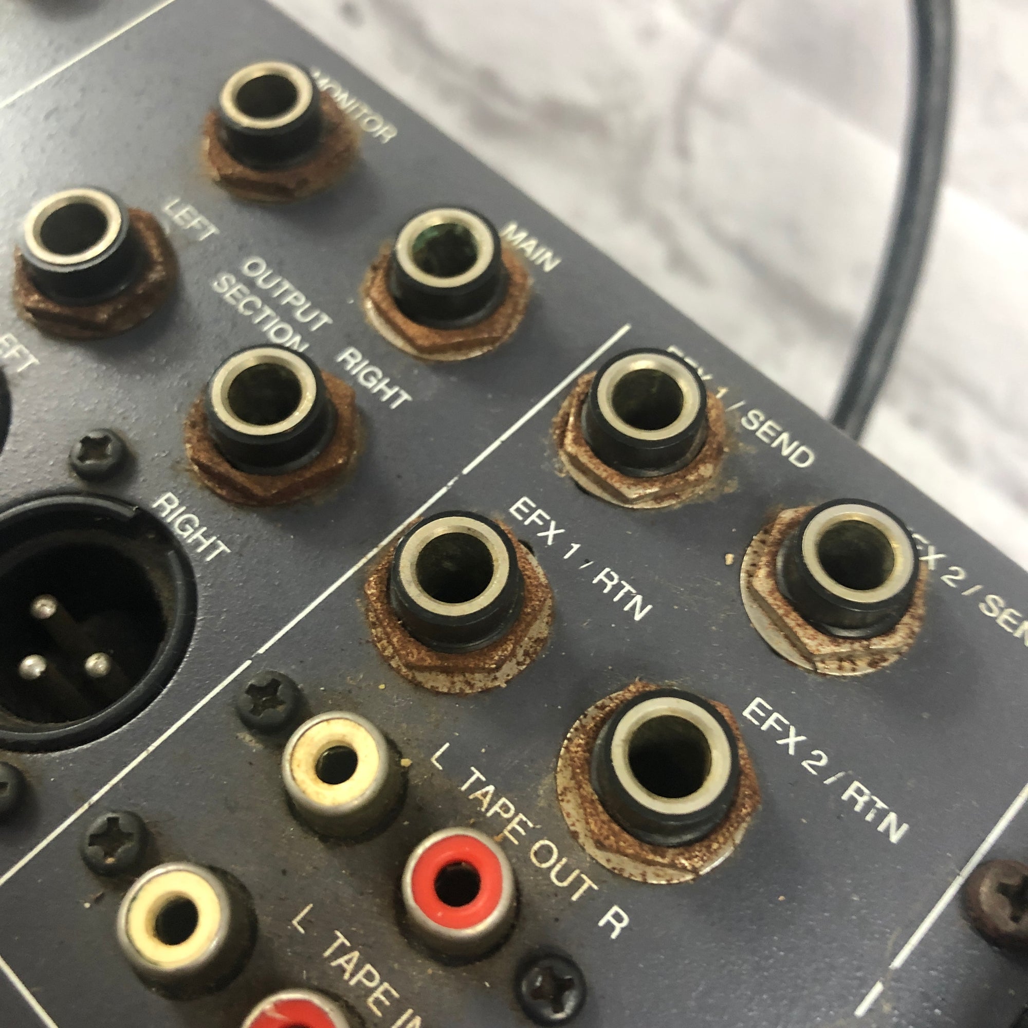 Soundtech PC1250T 12 Channel Powered Mixer