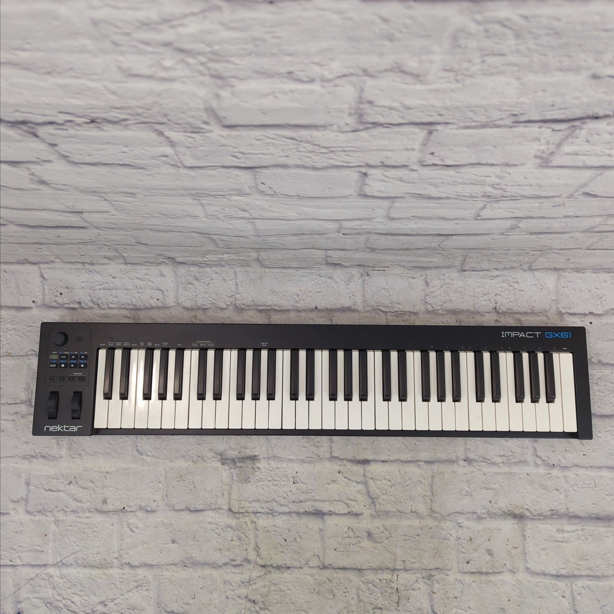 Nektar Impact GX61 USB MIDI Keyboard Controller - Evolution