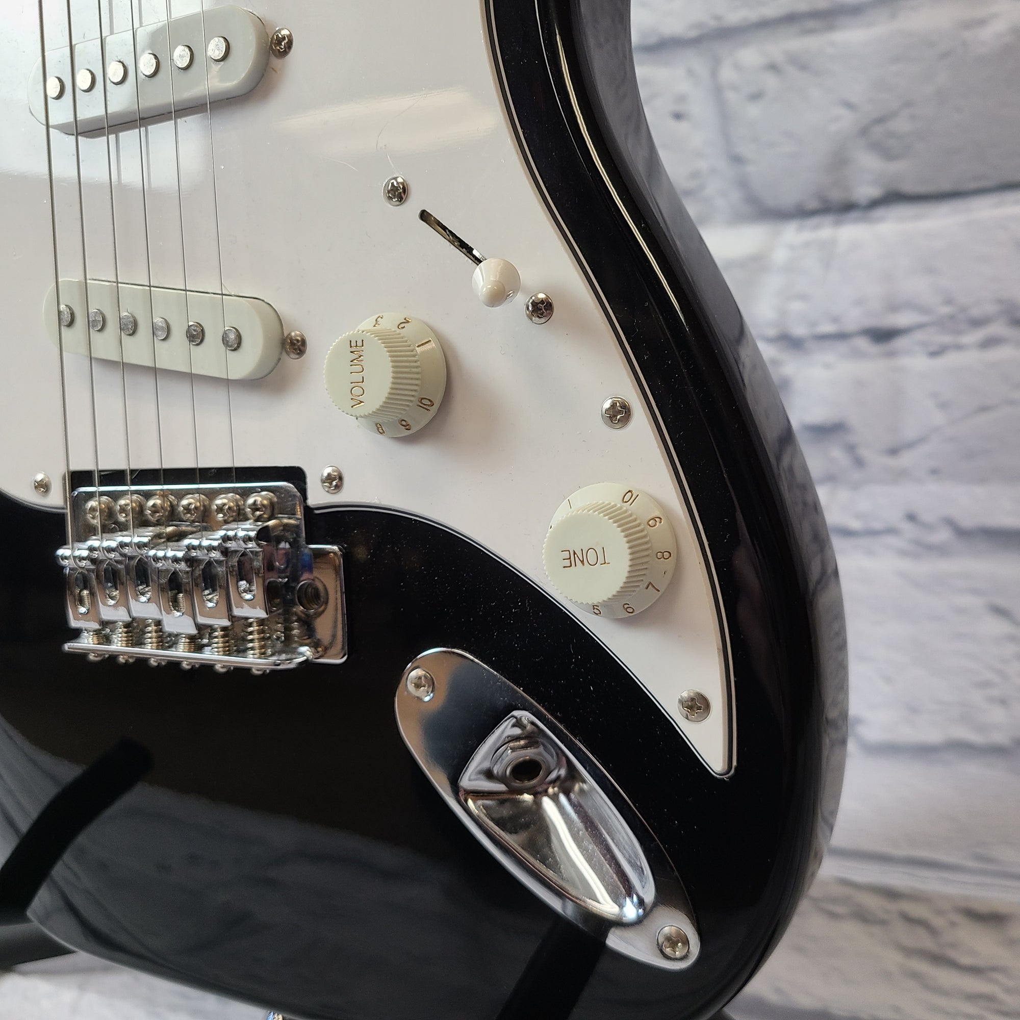 Washburn Sonamaster Electric Guitar Strat Style