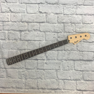 Squier Affinity P Bass Maple Neck