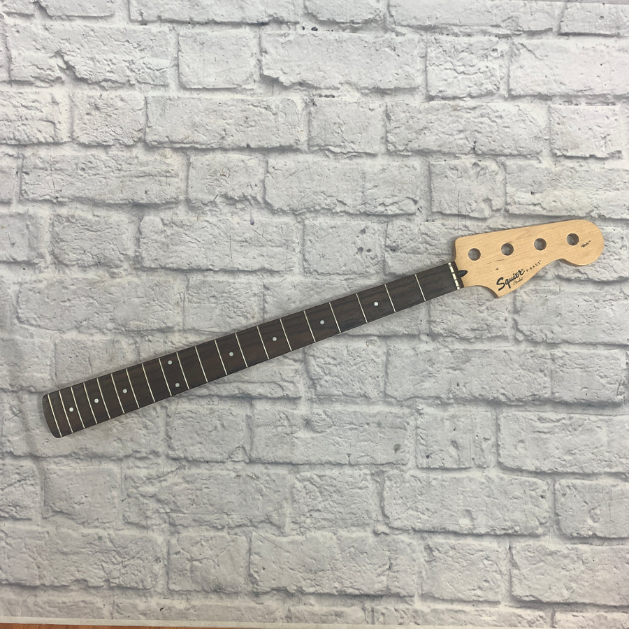 Squier Affinity P Bass Maple Neck