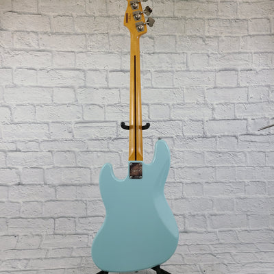 Squier Classic Vibe '60s Jazz Bass - Daphne Blue