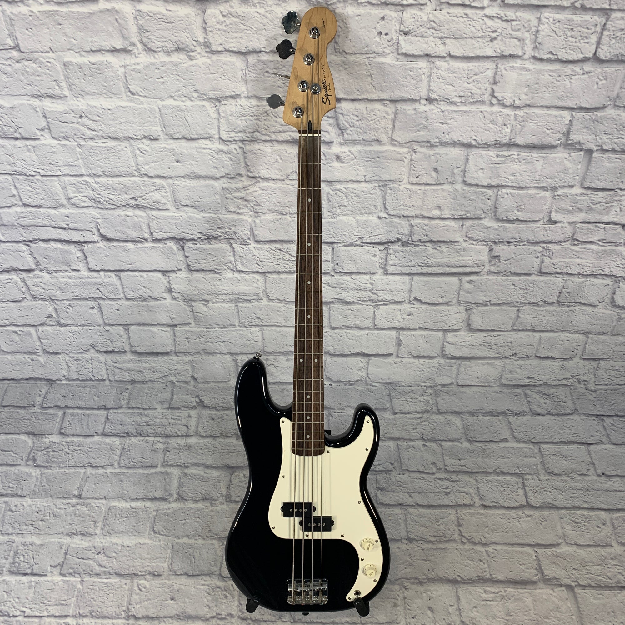 Squier Affinity P Bass Electric Guitar Black