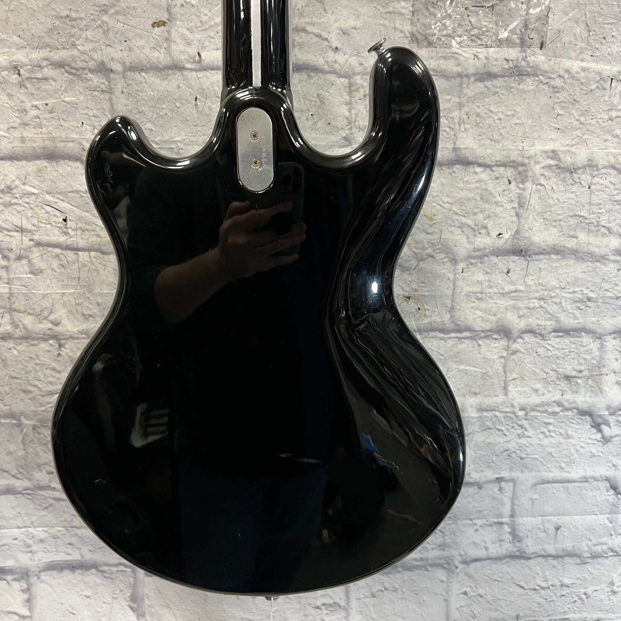 Kramer DMZ 3000 Aluminum Neck Solid Body Electric Guitar with Original Case
