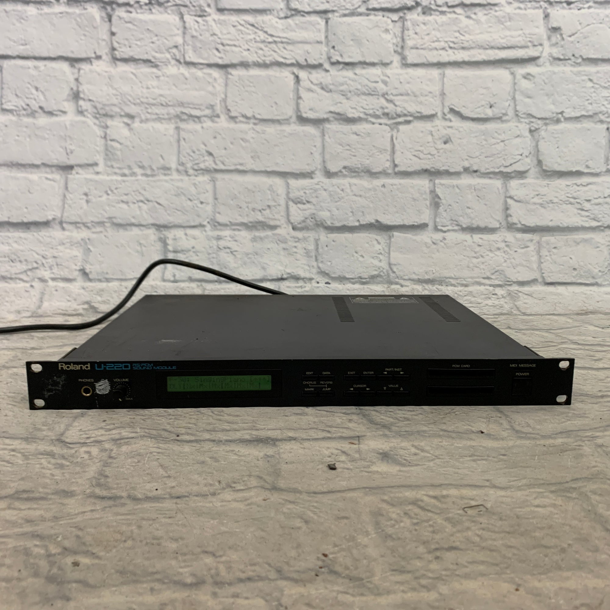 Roland U-220 RS PCM Sound Module Rackmount Synth - Evolution