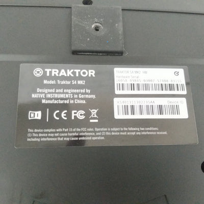 Native Instruments Traktor Kontrol s4 MK2 Controller