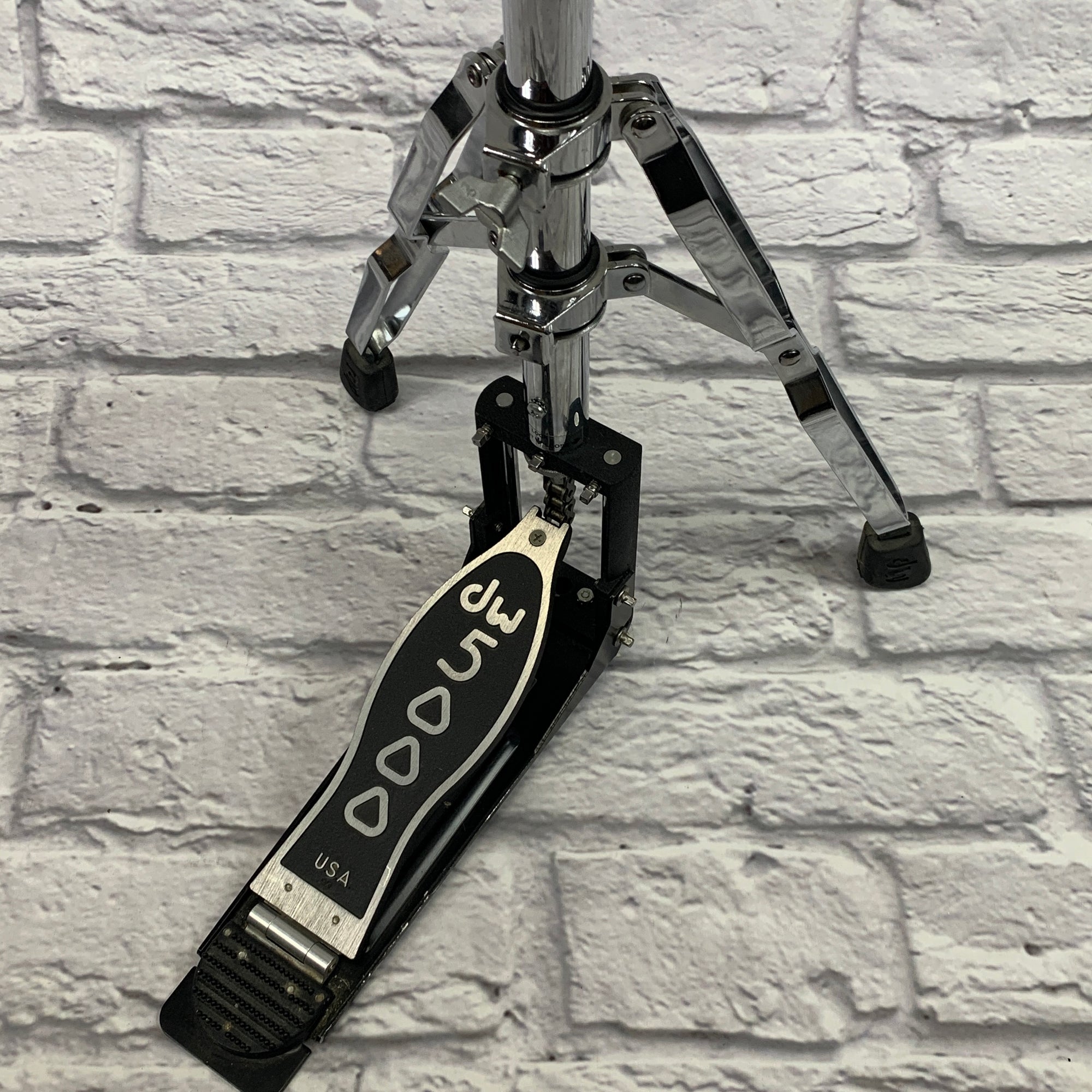 DW 5000 Series Heavy Duty Double-Braced Rotating 2-Leg Hi Hat Stand