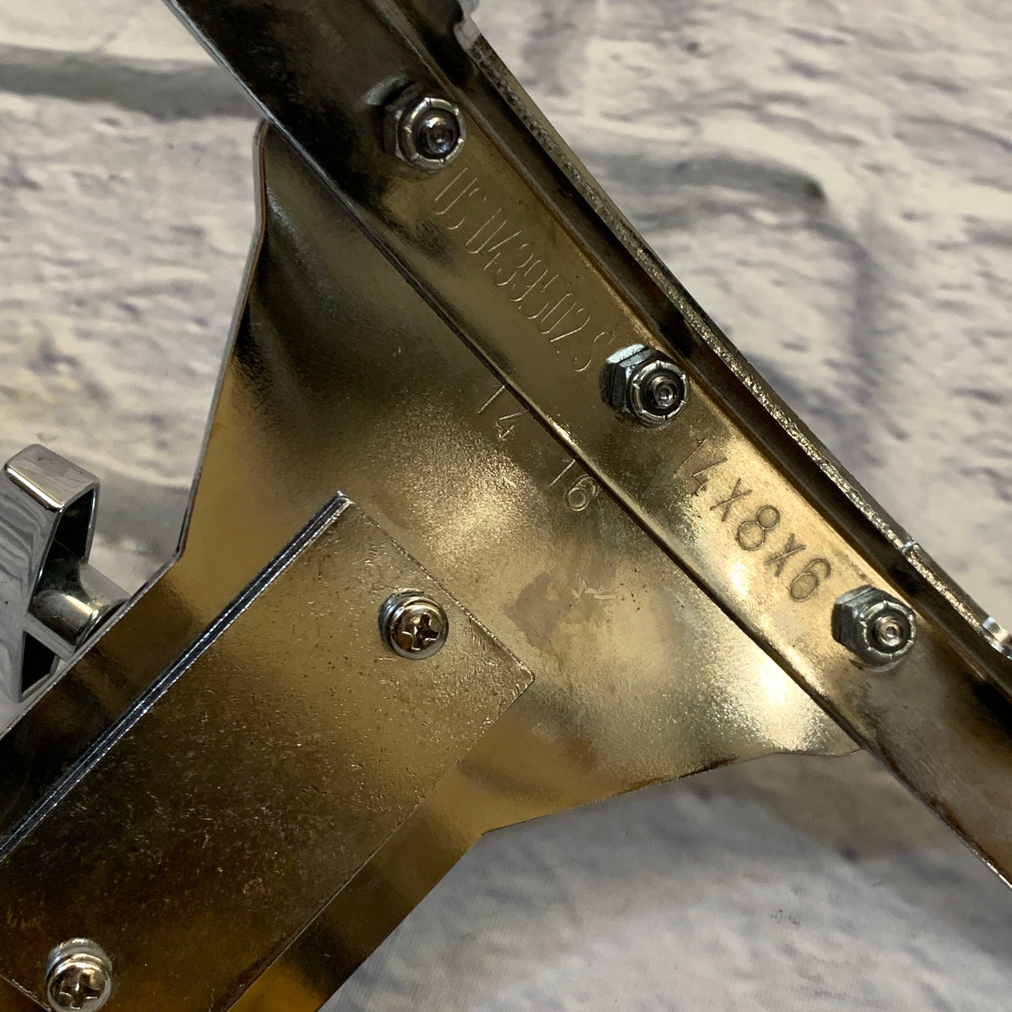 Gretsch 6 Lug 14" Tom Suspension Mount