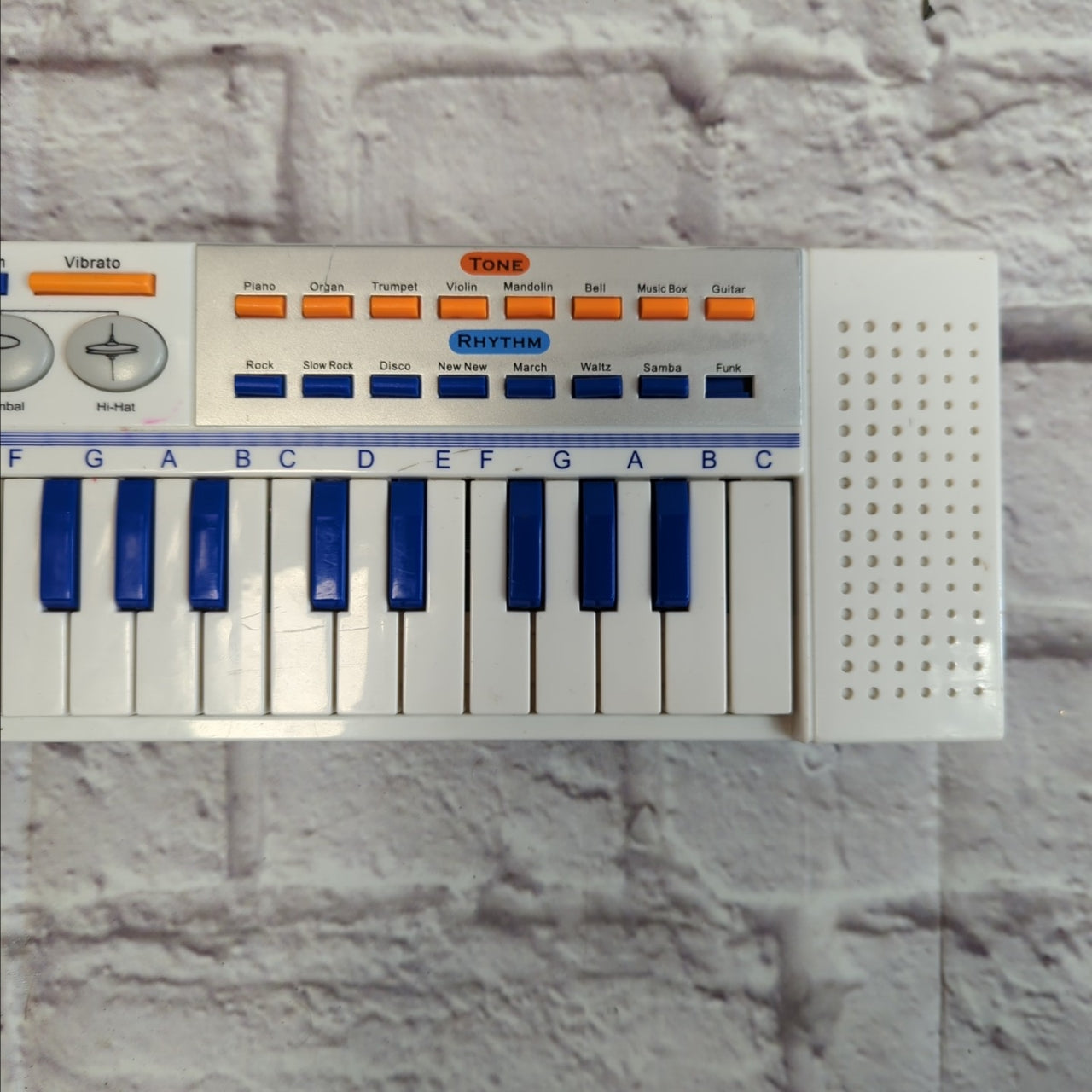 Unknown SE-X1 4ME Small Electronic Keyboard