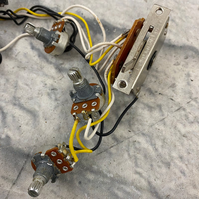 Unknown Single Coil Pickup Set (Pre-Wired)