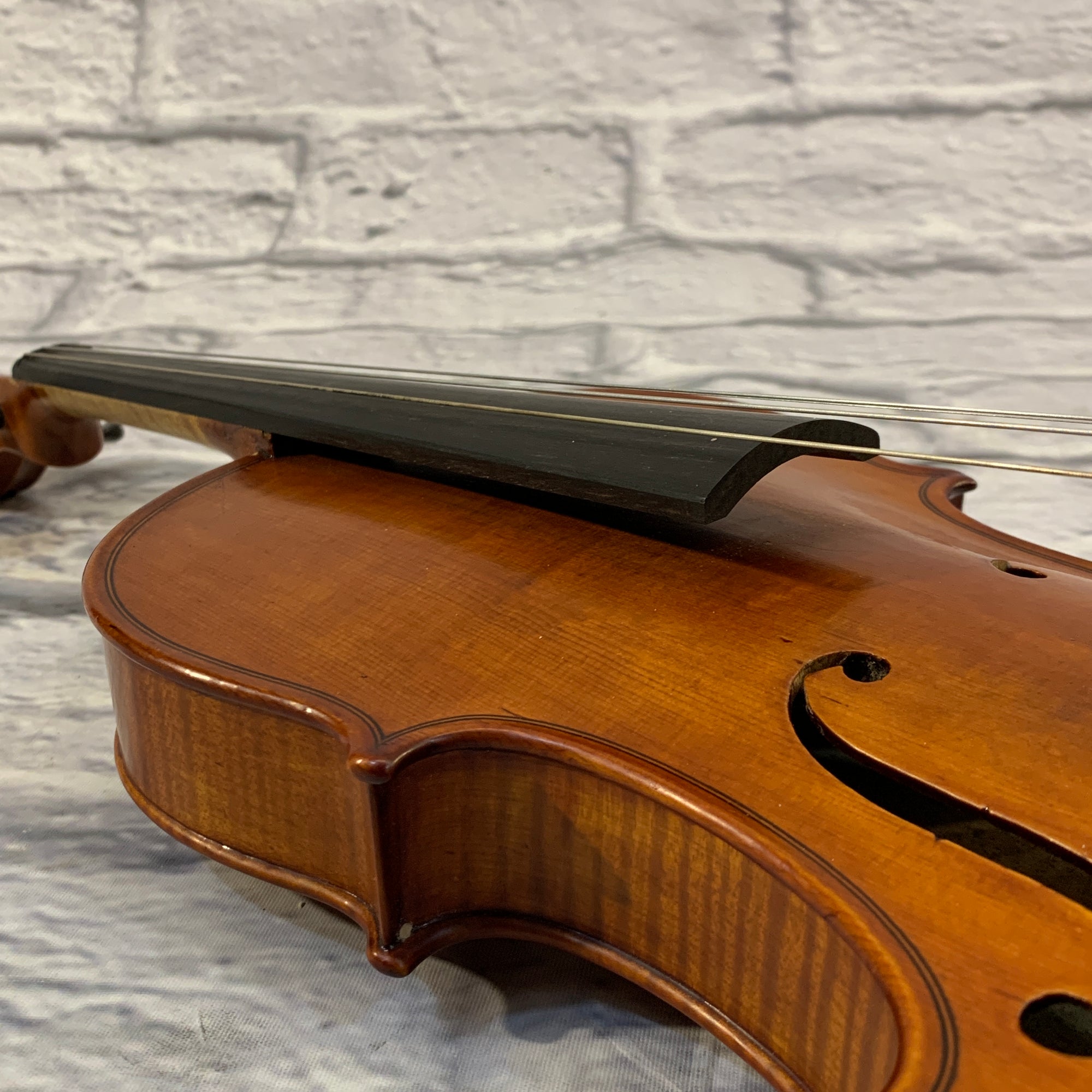 Carlo Testore me fecit Cremona del Anno Violin w/ Case