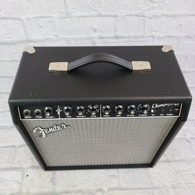 Fender Champion 40 2-Channel 40 Watt Guitar Combo