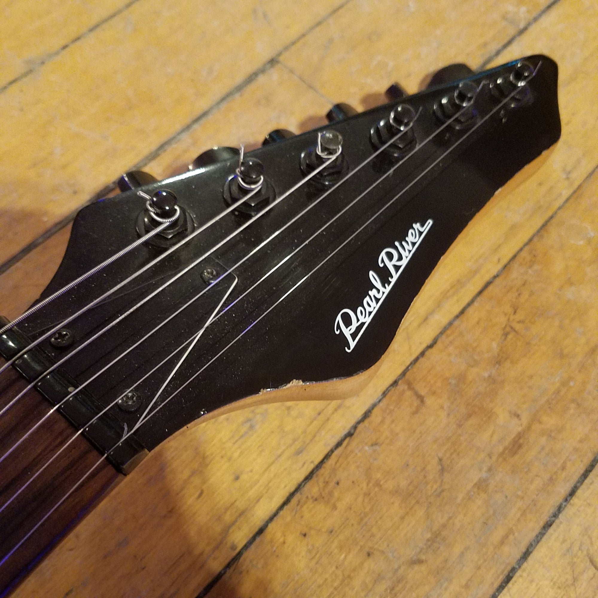 Pearl River HSS S Style Electric