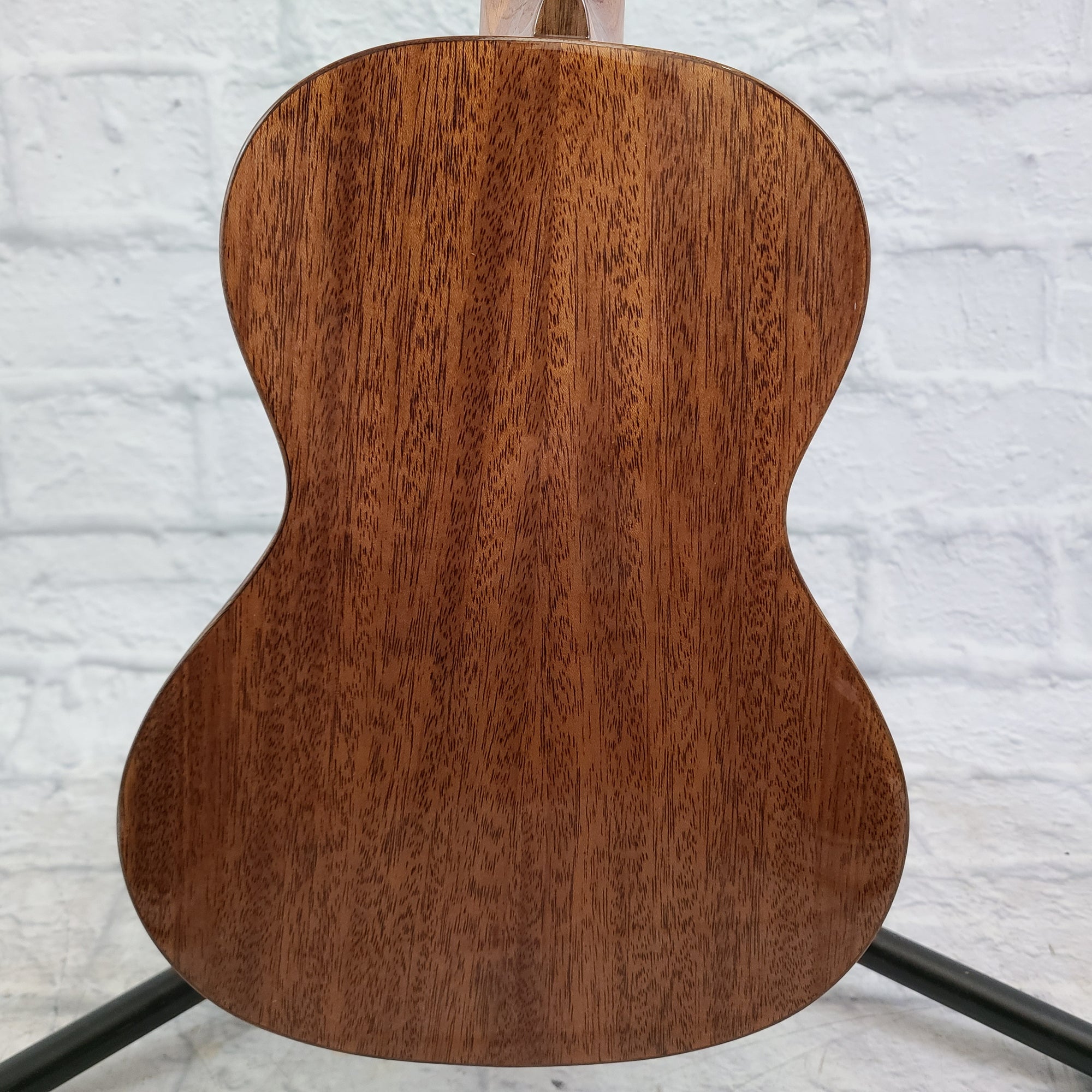 Kala KA-SMHT-SC Scallop Series Solid Mahogany Tenor Ukulele Gloss Natural