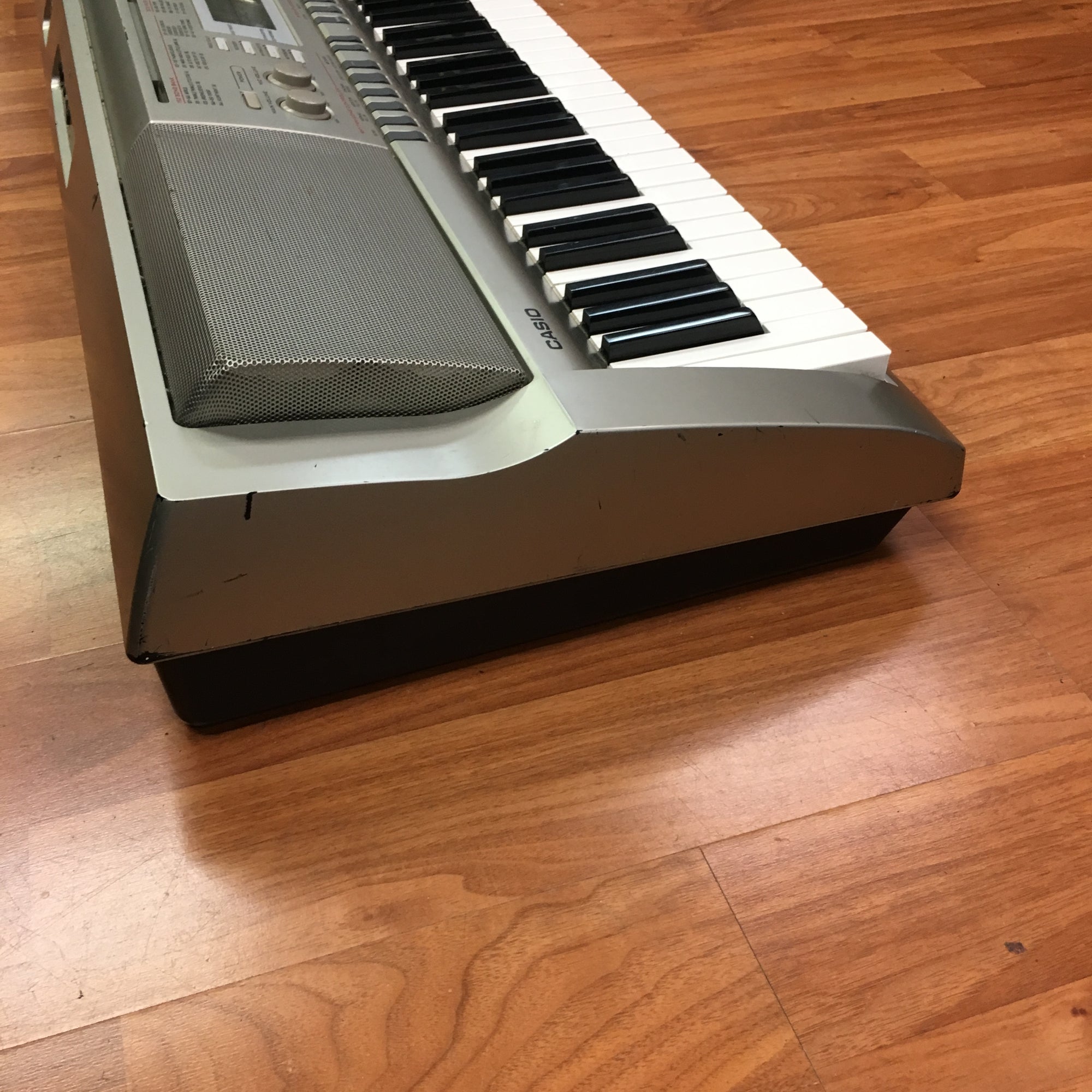 Casio WK-200 Keyboard - Evolution Music
